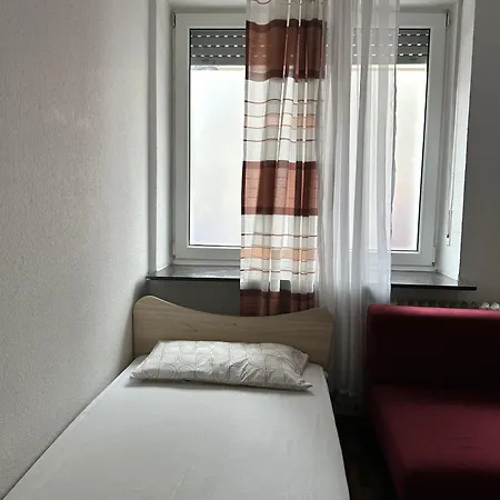 950m To Cathedral, Ground Floor Apartamento Colonia