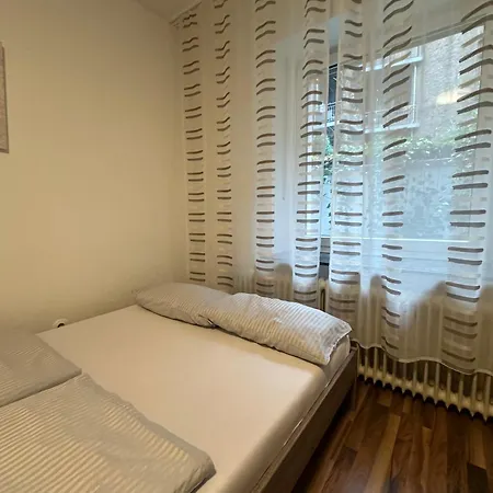 950m To Cathedral, Ground Floor Διαμέρισμα